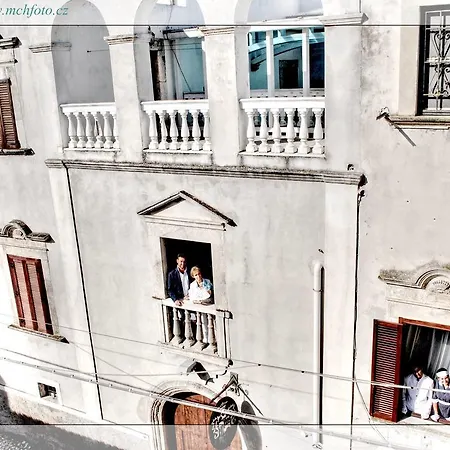 فندق مبيت وإفطار Palazzo Della Torre 4*