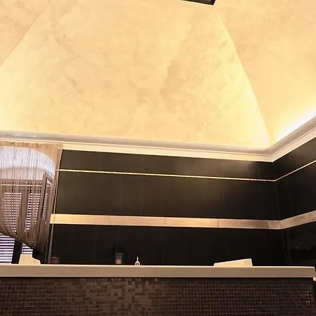 فندق مبيت وإفطار Palazzo Della Torre بيسْكيتْشّي