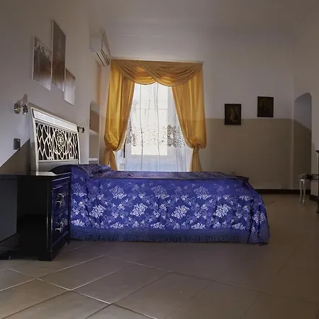 Bed & Breakfast Palazzo Della Torre 4*