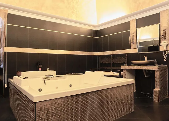 Couette-café Palazzo Della Torre 4*